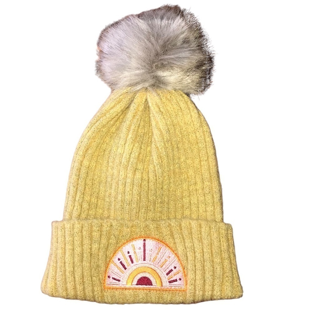 Virginia Wolf Beachly Pom Cuffed Hat NWOT